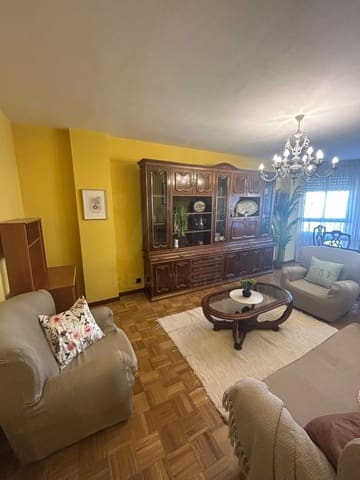 4 Zimmer Apartment zu vermieten in León Stadt - 950 € (Ref: 10165578)