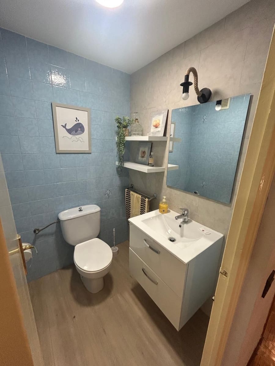 4 camera da letto Appartamento da affittare in Leon citta - 950 € (Rif: 10165578)