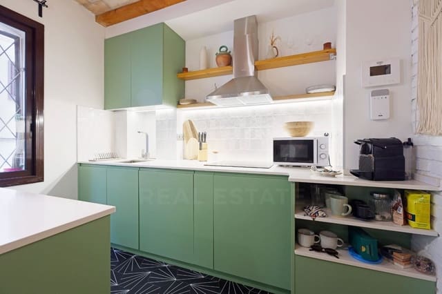 1 soveværelse Lejlighed til salg i La Barceloneta, Barcelona by - € 240.000 (Ref: 10165703)