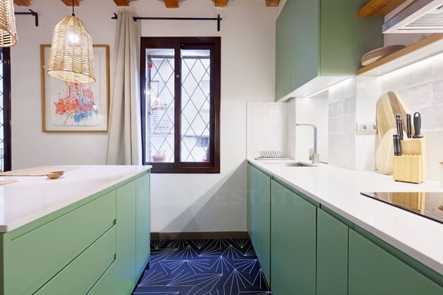1 soveværelse Lejlighed til salg i La Barceloneta, Barcelona by - € 240.000 (Ref: 10165703)