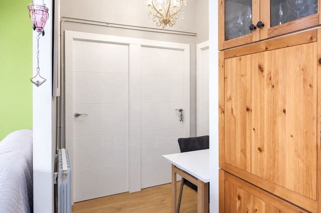 2 Zimmer Apartment zu verkaufen in L'Hospitalet de Llobregat - 320.000 € (Ref: 10165704)