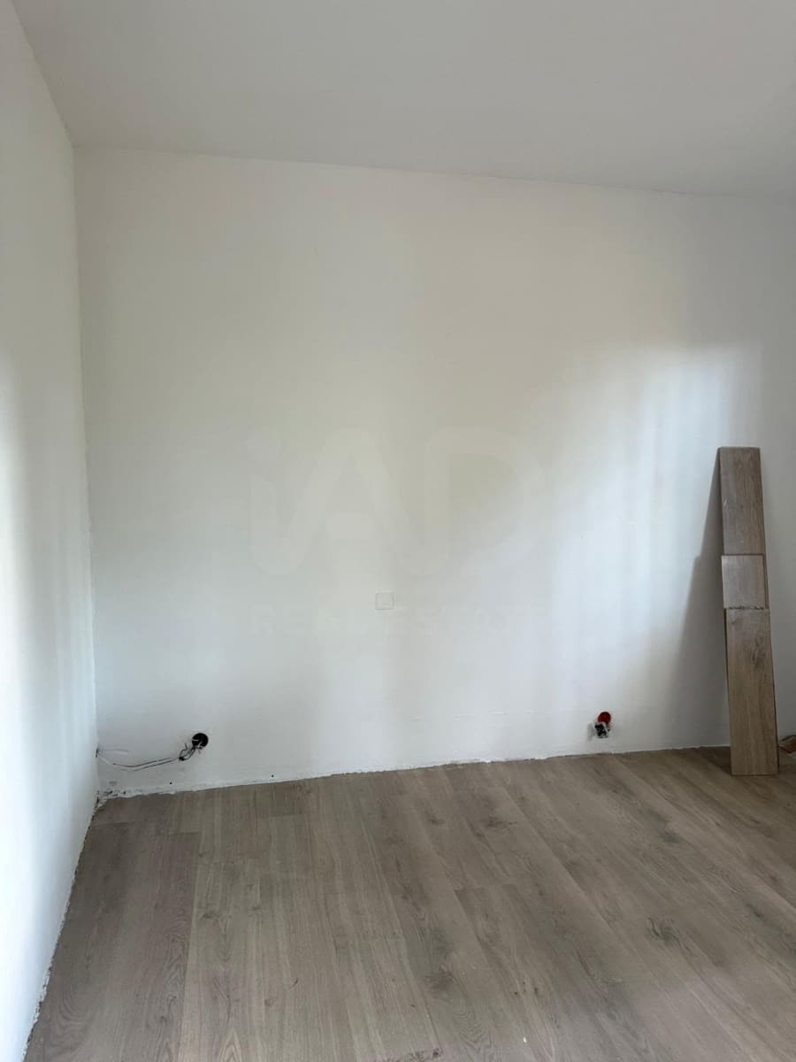 2 bedroom Townhouse for sale in Chinchon with pool garage - € 188,000 (Ref: 10165705)