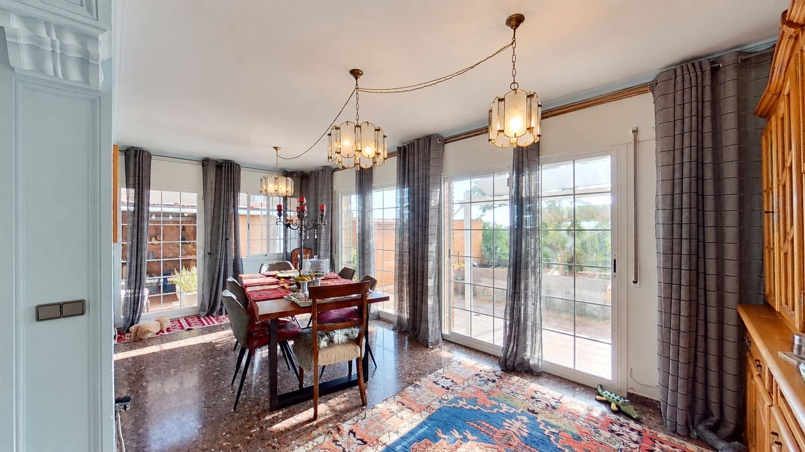 6 bedroom Villa for sale in Roda de Bara - € 545,000 (Ref: 10165977)