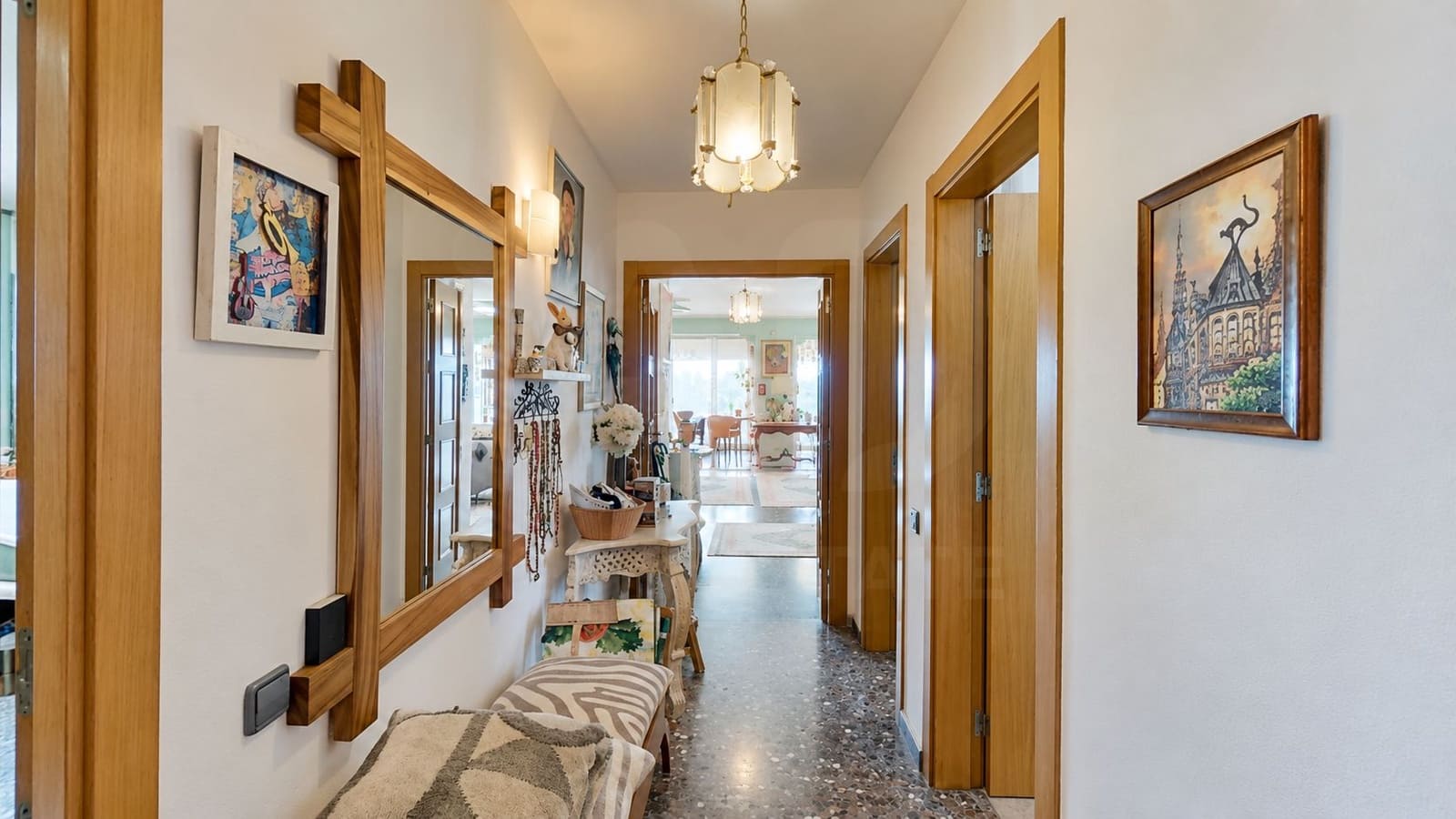 6 bedroom Villa for sale in Roda de Bara - € 545,000 (Ref: 10165977)