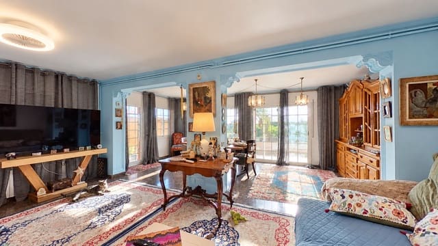 6 slaapkamer Villa te koop in Roda de Barà - € 545.000 (Ref: 10165977)