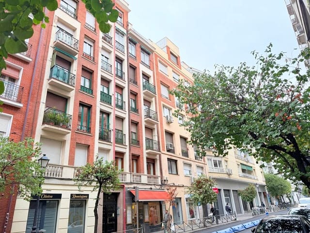3 Zimmer Apartment zu verkaufen in Gaztambide, Madrid Stadt - 395.000 € (Ref: 10165981)
