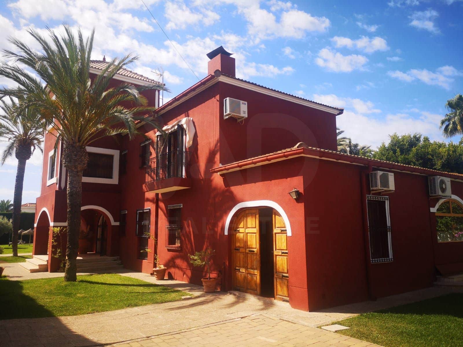7 makuuhuone Huvila myytävänä paikassa San Juan de Alicante / Sant Joan d'Alacant mukana uima-altaan 
autotalli - 1 250 000 € (Ref: 10165989)