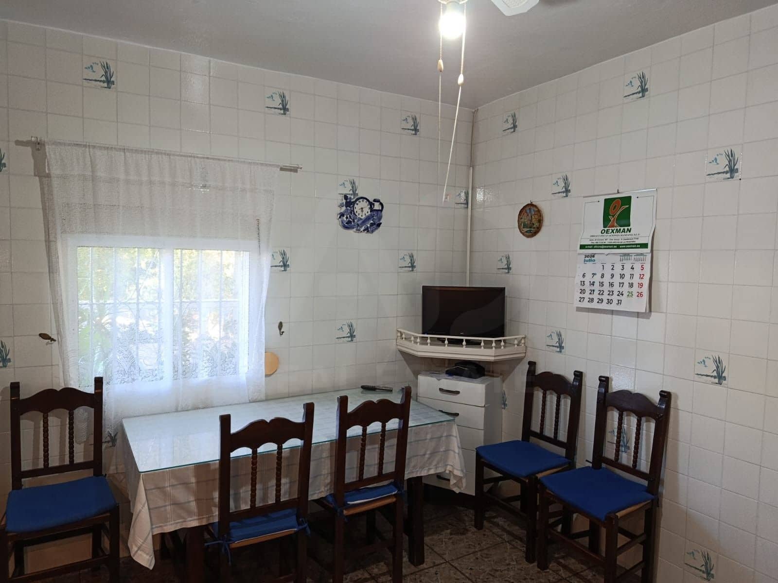 4 bedroom Townhouse for sale in Arcos de la Frontera with garage - € 465,000 (Ref: 10165990)
