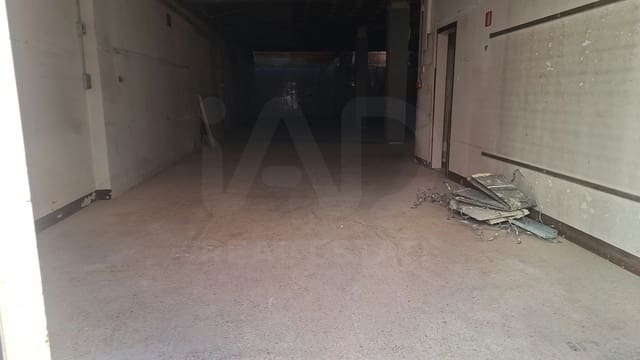 Erhverv til leje i Tarragona by - € 800 (Ref: 10165992)