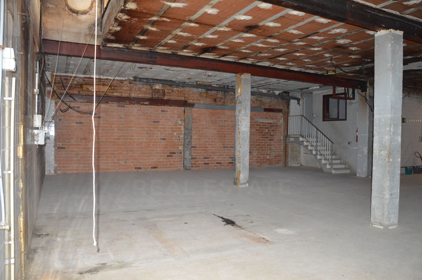 Commercial for rent in Tarragona city - € 800 (Ref: 10165992)