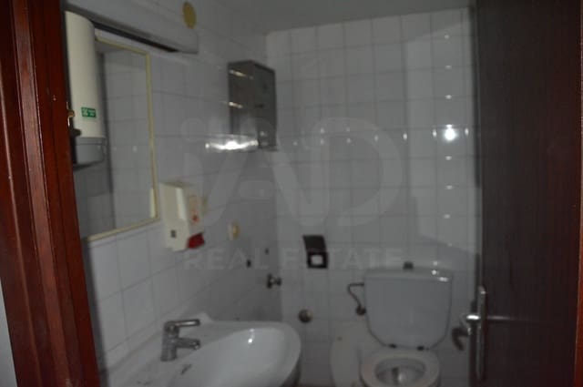 Erhverv til leje i Tarragona by - € 800 (Ref: 10165992)
