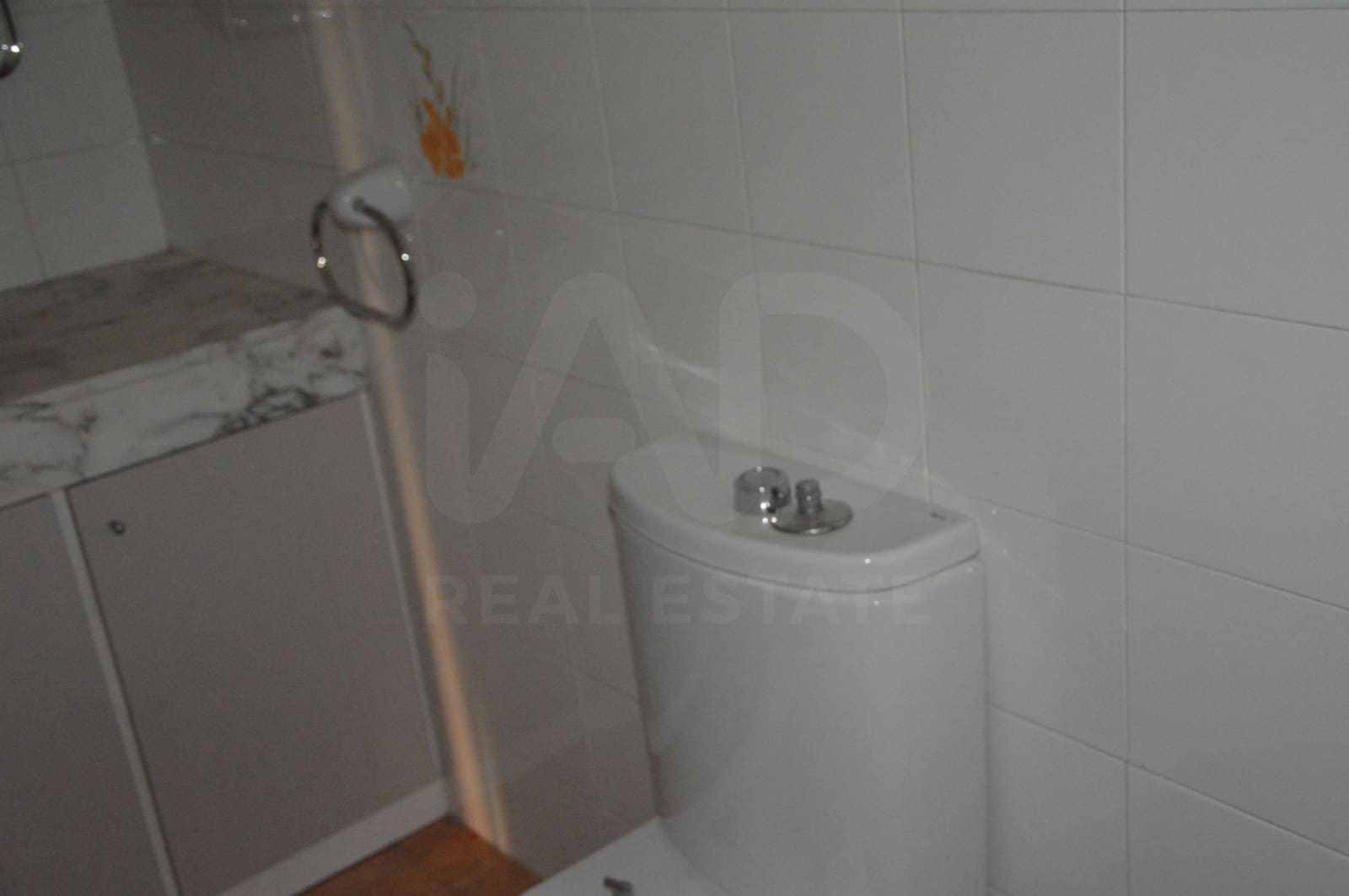 6 bedroom Apartment for rent in Tarragona city with garage - € 1,000 (Ref: 10165994)