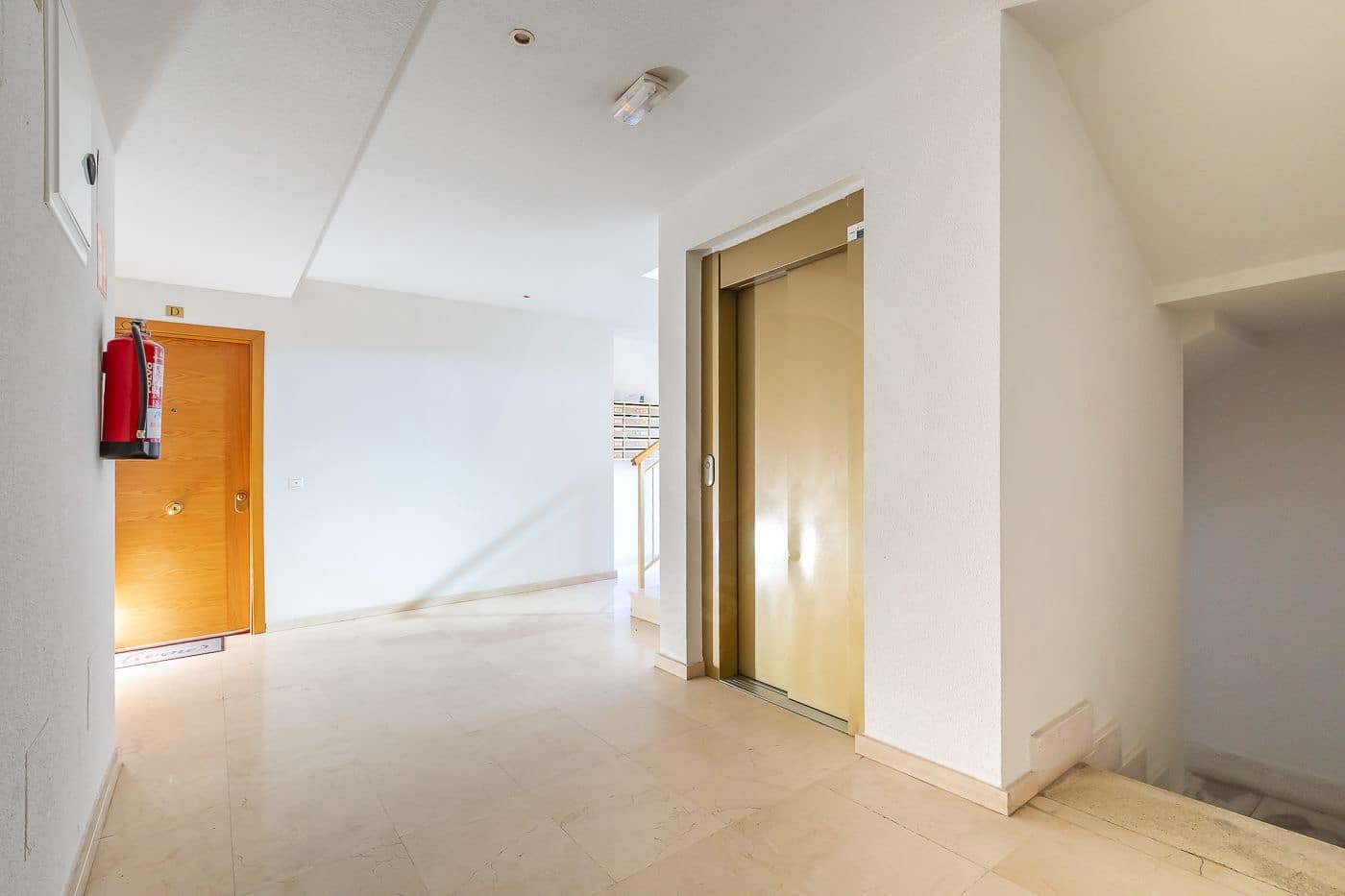 Apartment for sale in Miraflores de la Sierra with garage - € 215,000 (Ref: 10167551)