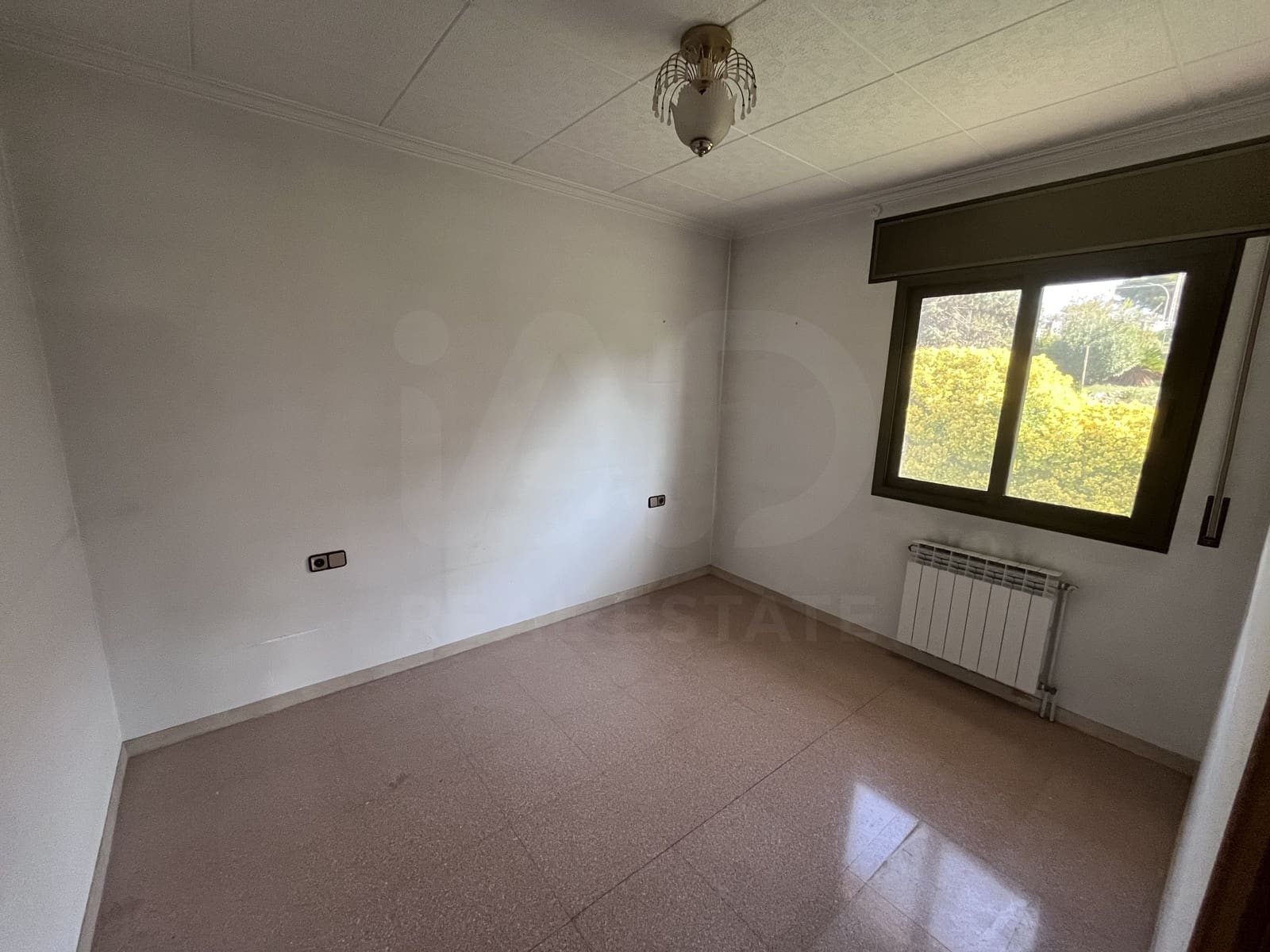3 bedroom Villa for sale in Llica de Vall with garage - € 425,000 (Ref: 10167552)