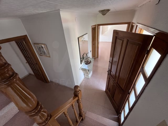 3 slaapkamer Villa te koop in Lliçà de Vall met garage - € 425.000 (Ref: 10167552)