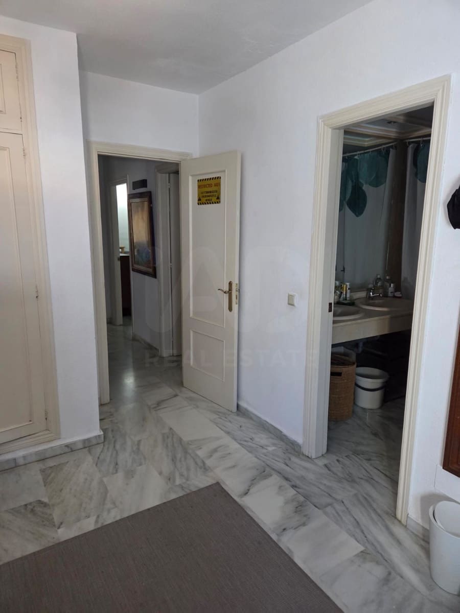 4 soveværelse Rækkehus til salg i Bel-Air med swimmingpool - € 550.000 (Ref: 10167560)