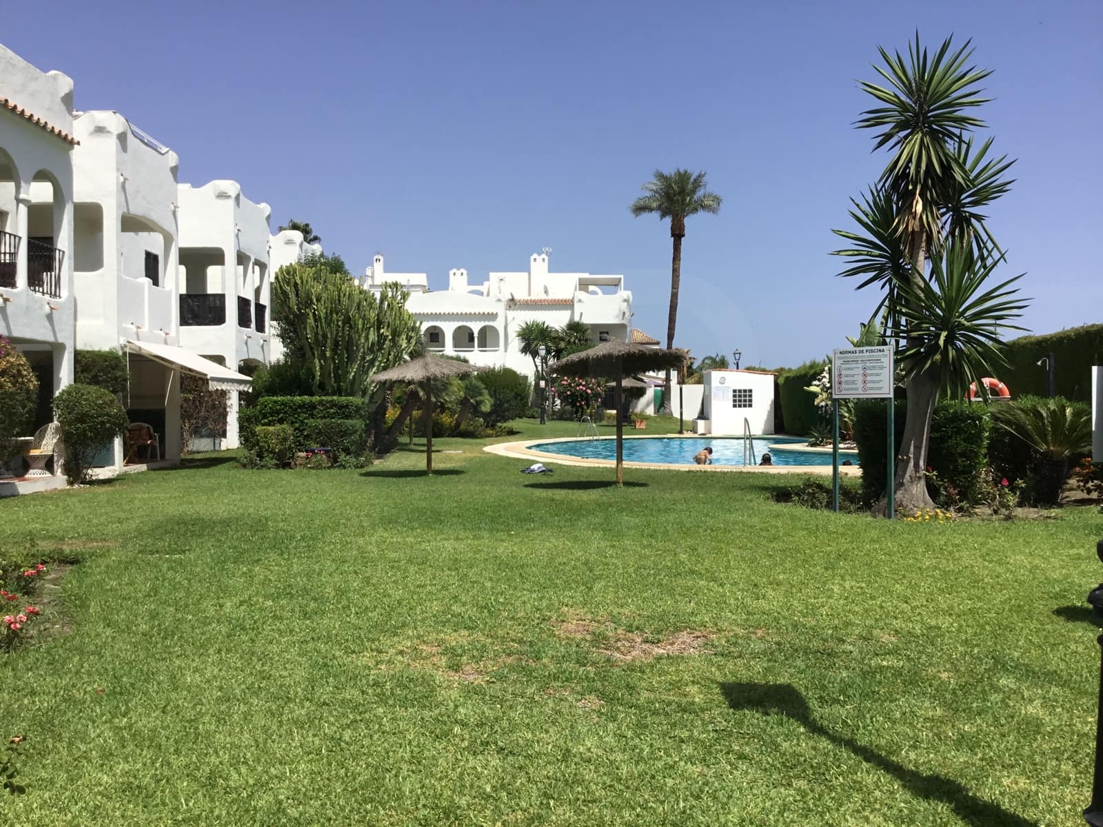 4 soveværelse Rækkehus til salg i Bel-Air med swimmingpool - € 550.000 (Ref: 10167560)
