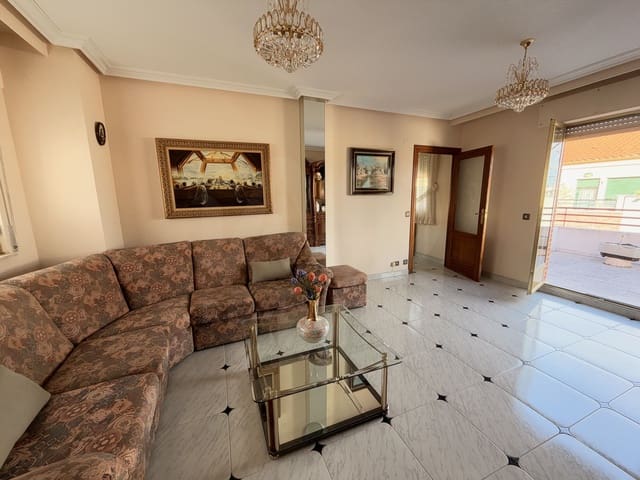 Ático de 3 habitaciones en Salamanca ciudad en venta - 140.000 € (Ref: 10167563)