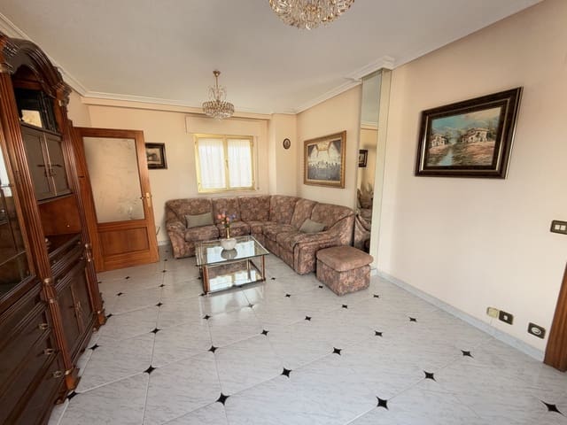 Ático de 3 habitaciones en Salamanca ciudad en venta - 140.000 € (Ref: 10167563)
