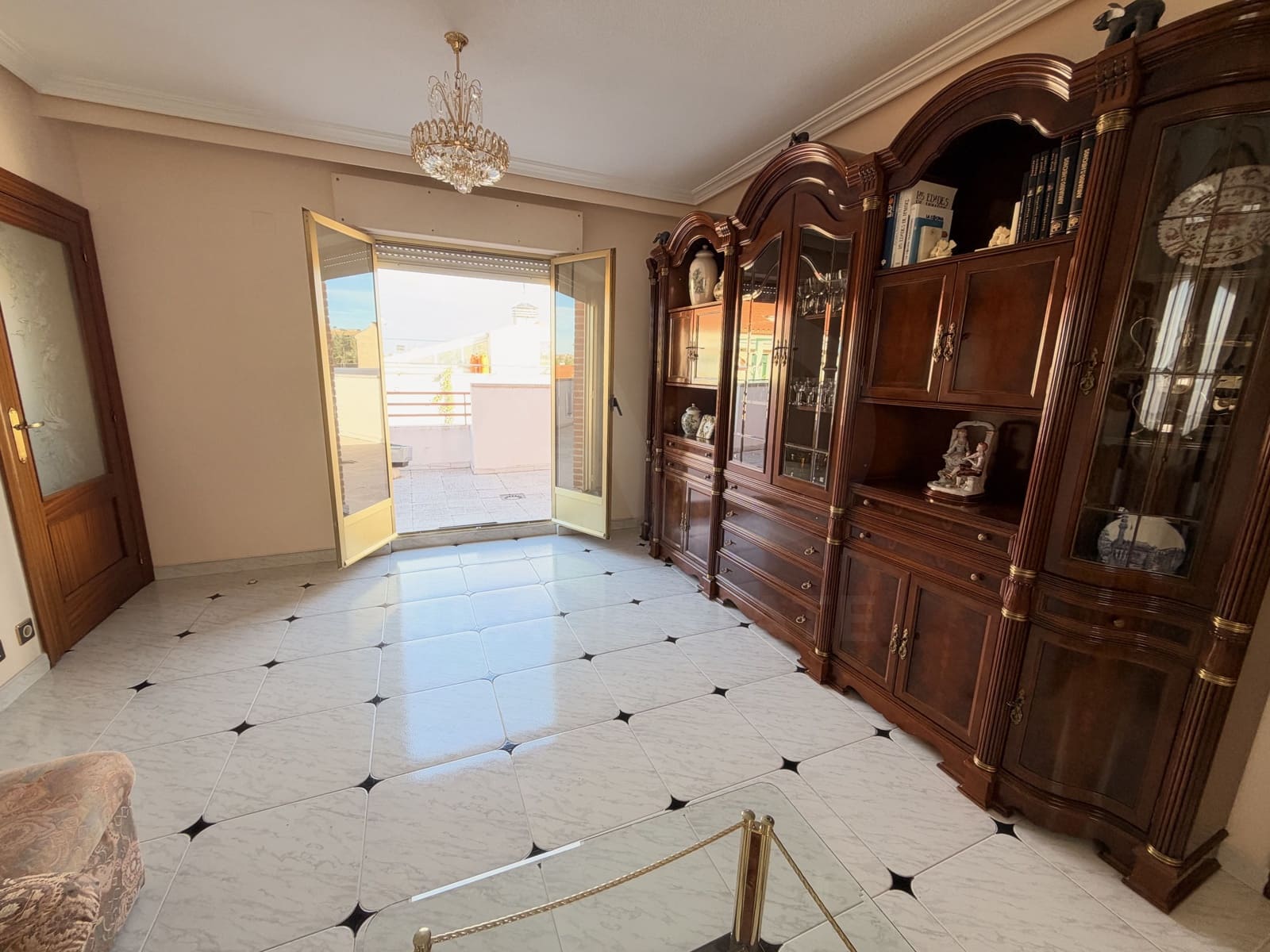 3 slaapkamer Penthouse te koop in Salamanca stad met garage - € 140.000 (Ref: 10167563)