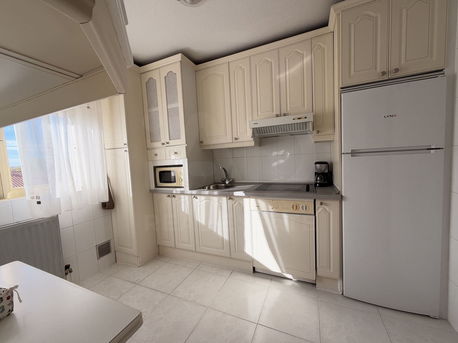 3 slaapkamer Penthouse te koop in Salamanca stad met garage - € 140.000 (Ref: 10167563)