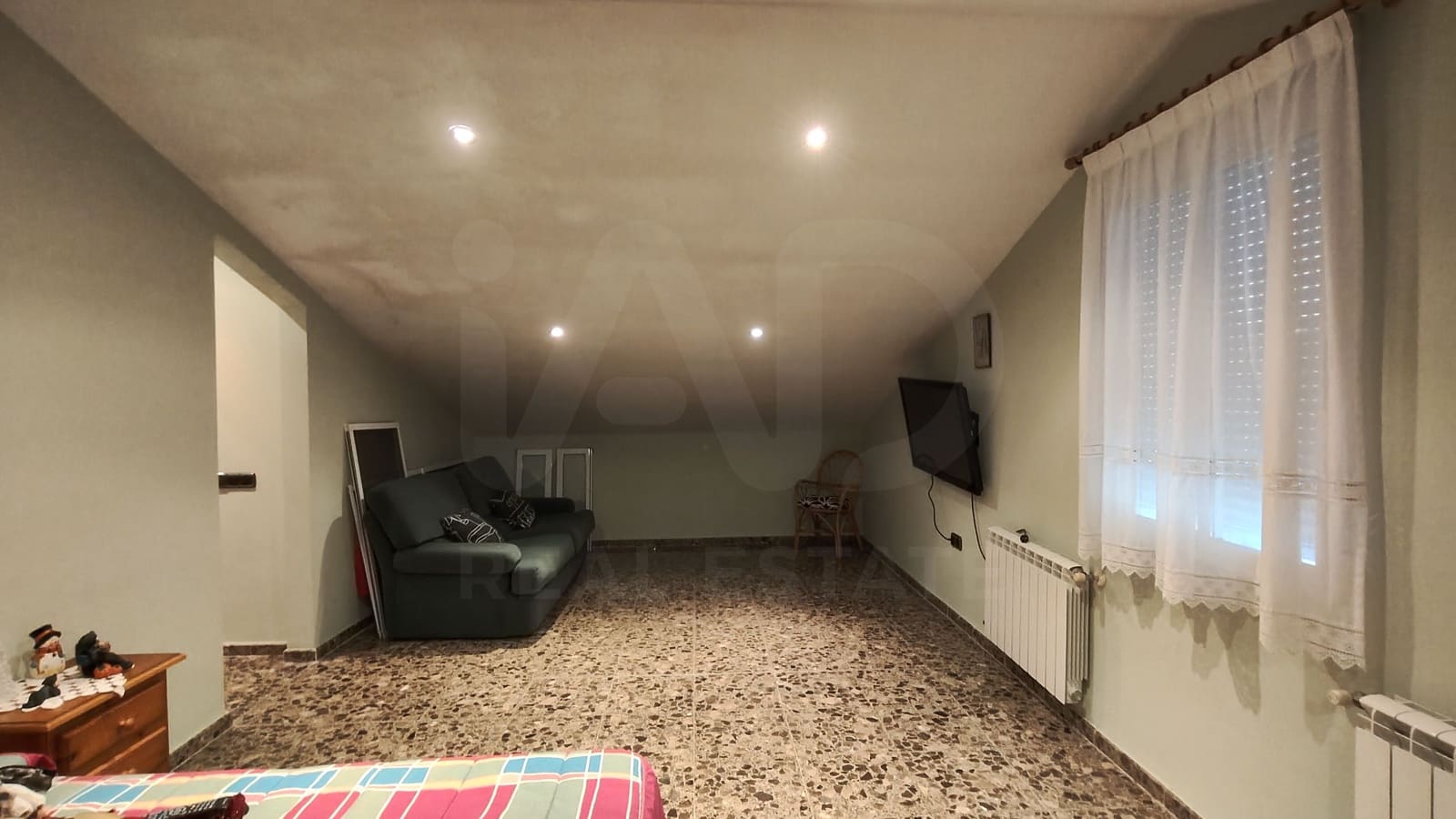5 bedroom Villa for sale in El Grau de Castello with pool garage - € 405,000 (Ref: 10167565)