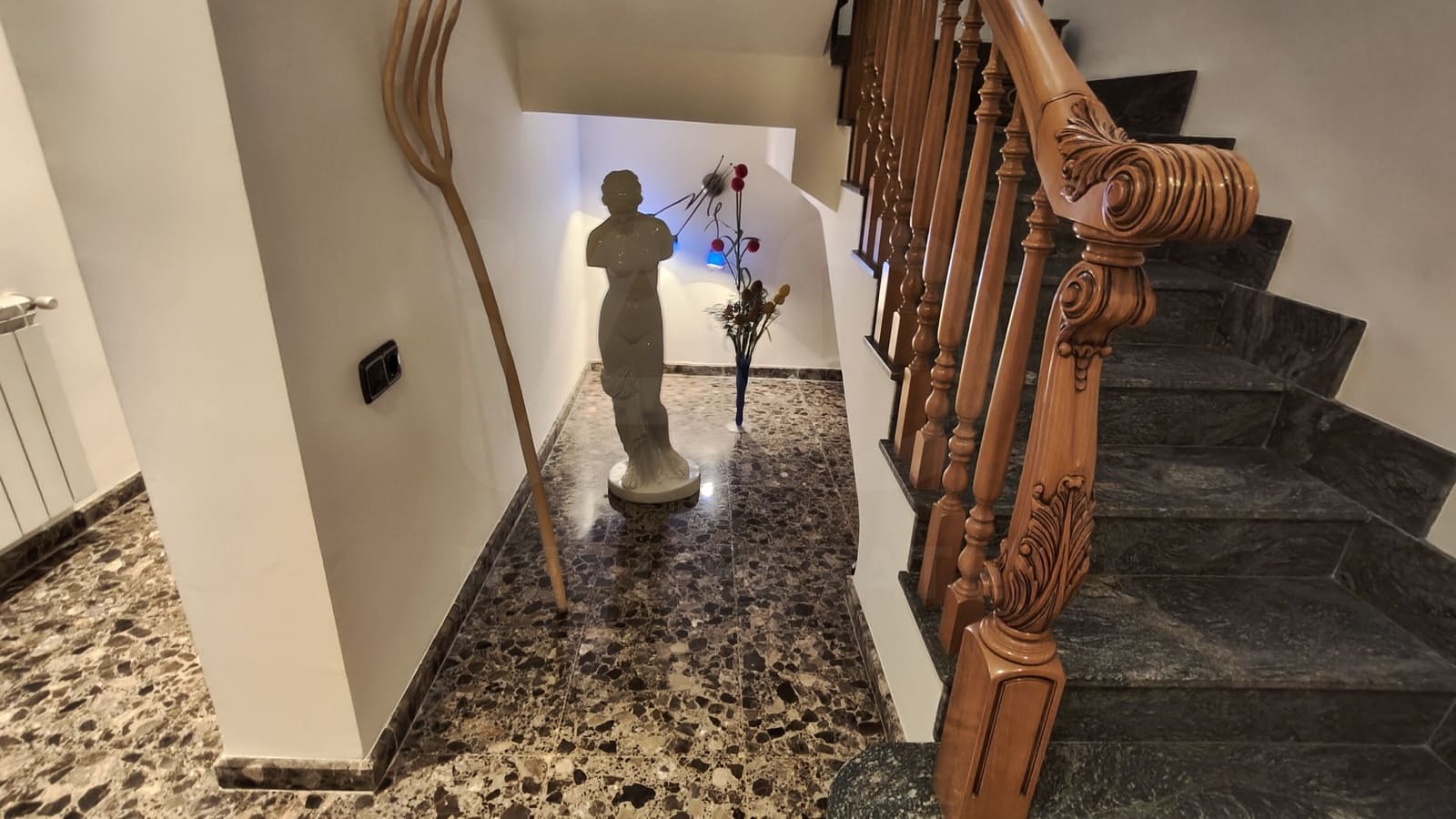 5 bedroom Villa for sale in El Grau de Castello with pool garage - € 405,000 (Ref: 10167565)