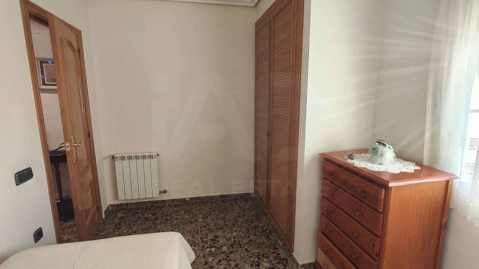 5 bedroom Villa for sale in El Grau de Castello with pool garage - € 405,000 (Ref: 10167565)