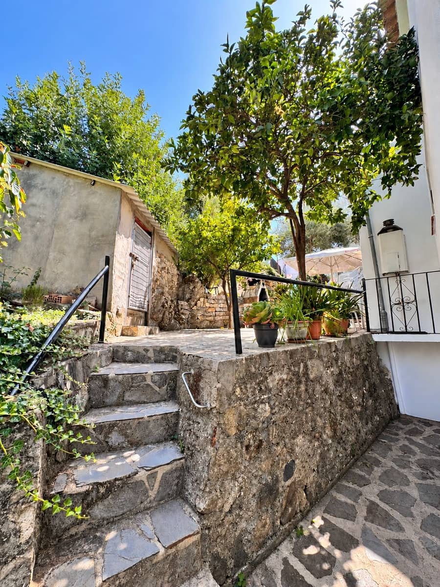 5 soverom Kjedet enebolig til salgs i Grazalema - € 350 000 (Ref: 10167566)