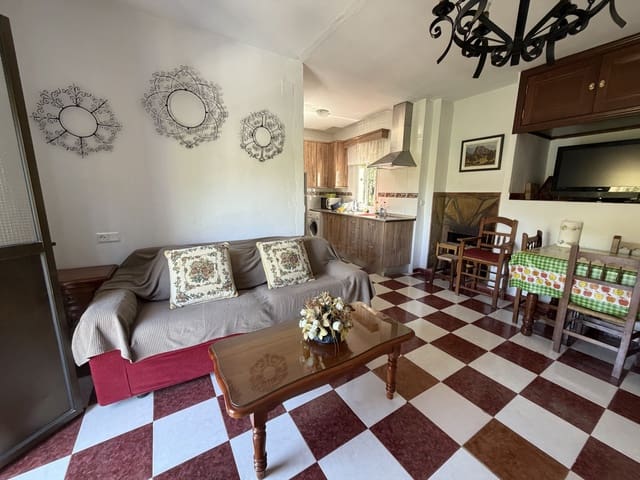 5 bedroom Semi-detached Villa for sale in Benamahoma, Grazalema - € 350,000 (Ref: 10167566)