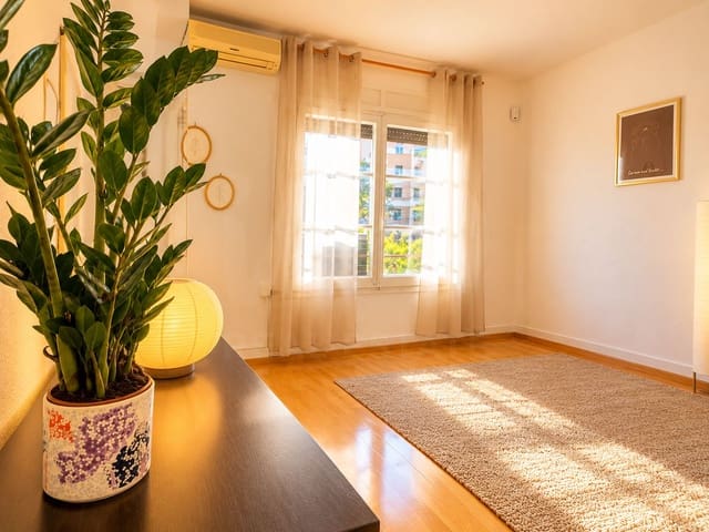 4 makuuhuone Huoneisto myytävänä paikassa El Congrés i Els Indians, Barcelona kaupunki - 485 000 € (Ref: 10167570)