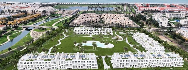 2 soverom Penthouse til salgs i Chipiona med svømmebasseng garasje - € 367 400 (Ref: 10167571)