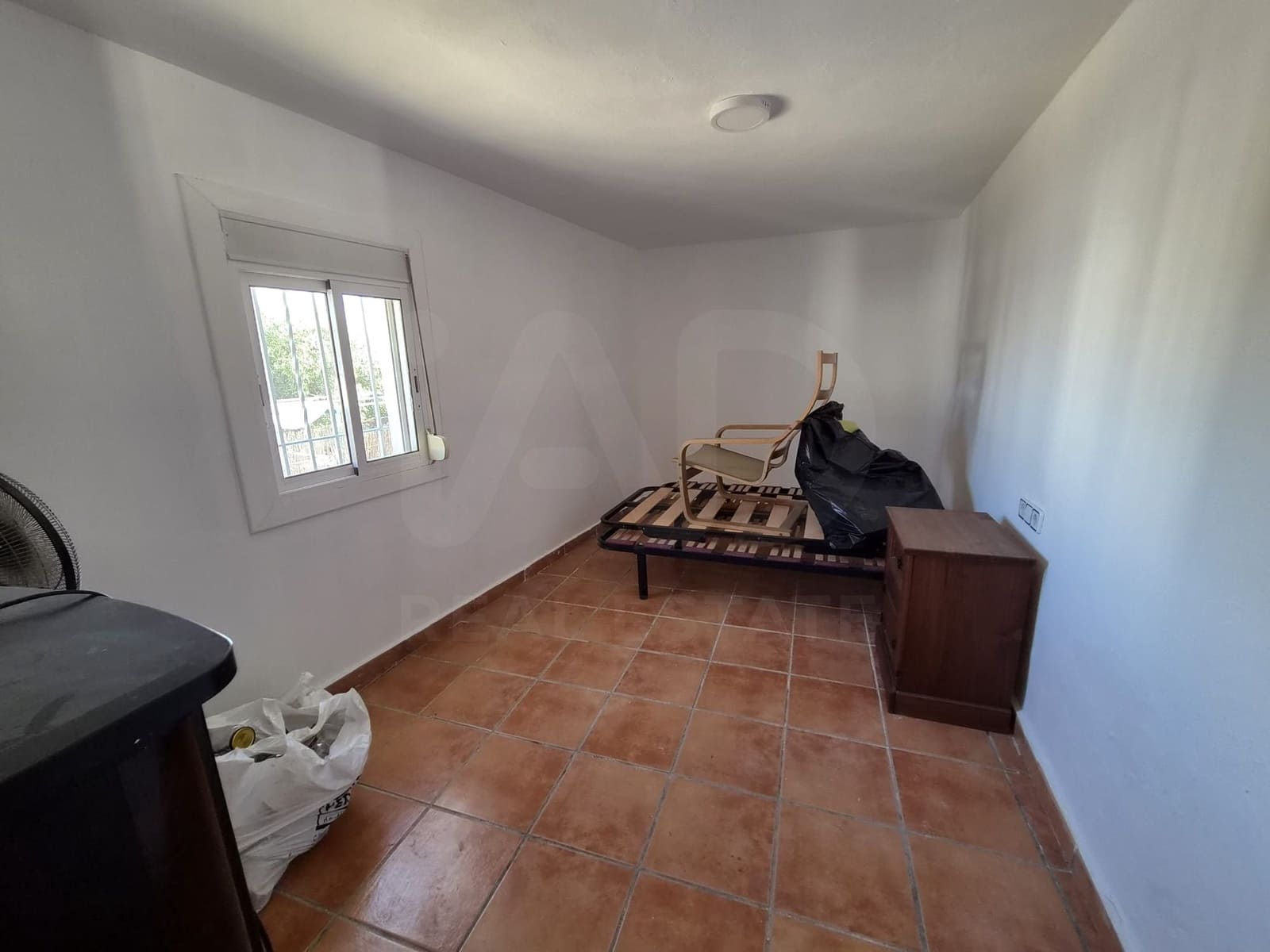 3 bedroom Villa for rent in Vilanova i la Geltru - € 900 (Ref: 10167574)