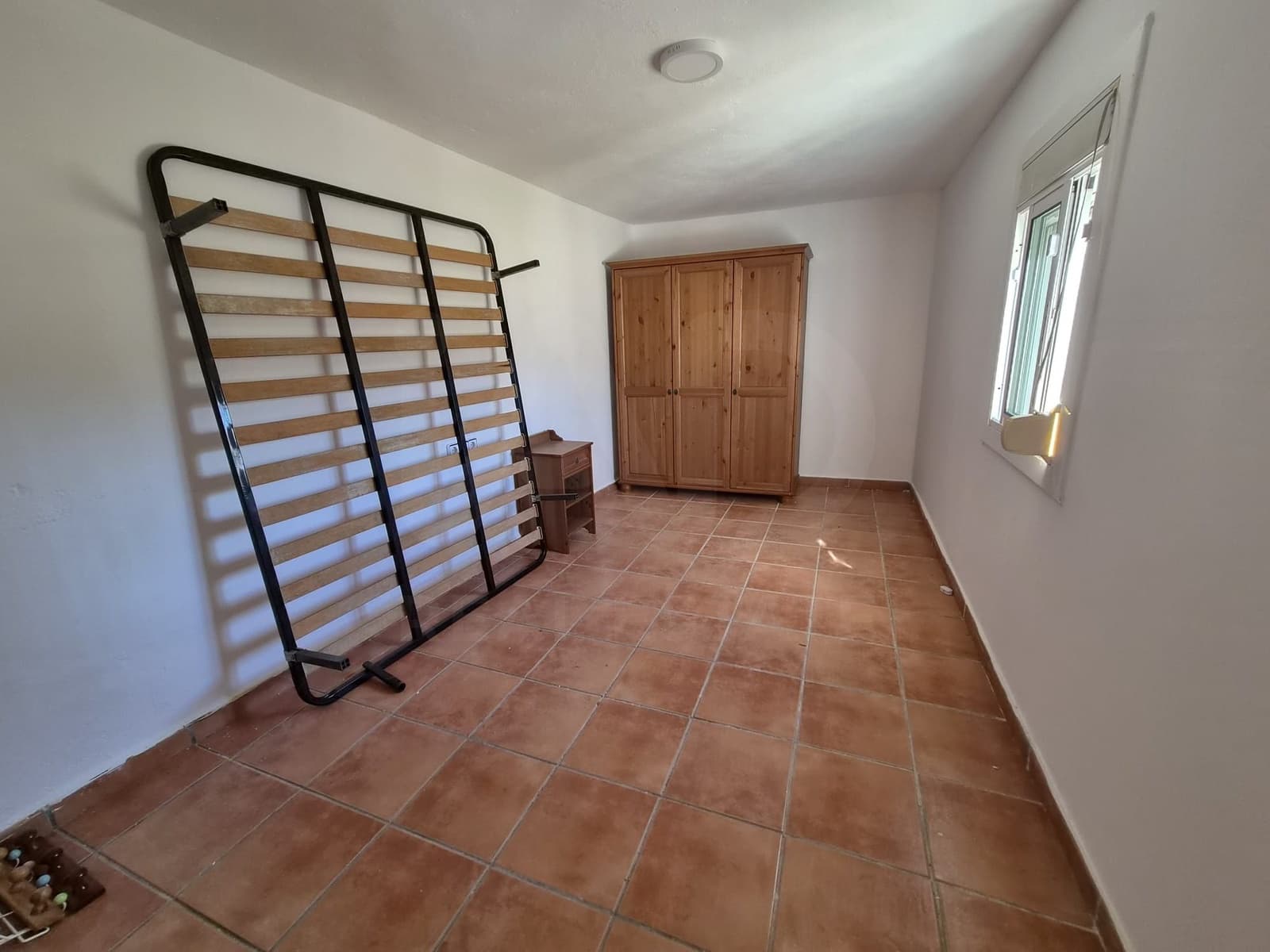 3 bedroom Villa for rent in Vilanova i la Geltru - € 900 (Ref: 10167574)