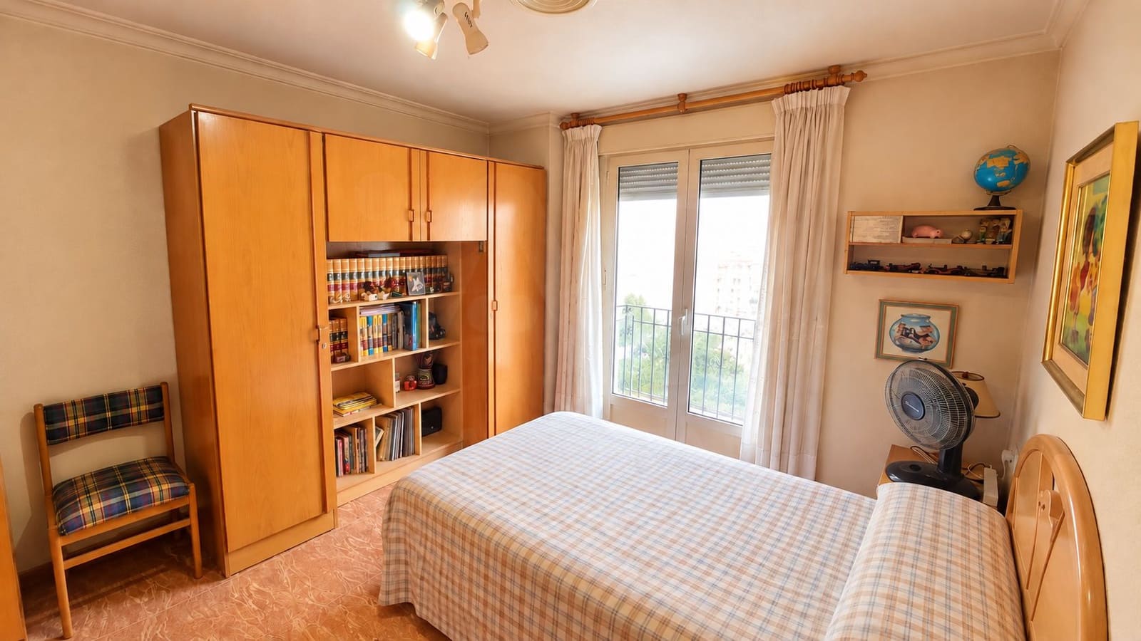 4 quarto Moradia em Banda para venda em Sax com garagem - 199 995 € (Ref: 10168052)