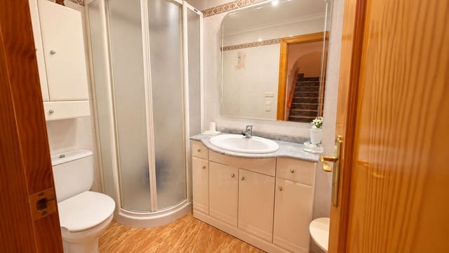 4 chambre Villa/Maison Mitoyenne à vendre à Sax avec garage - 199 995 € (Ref: 10168052)