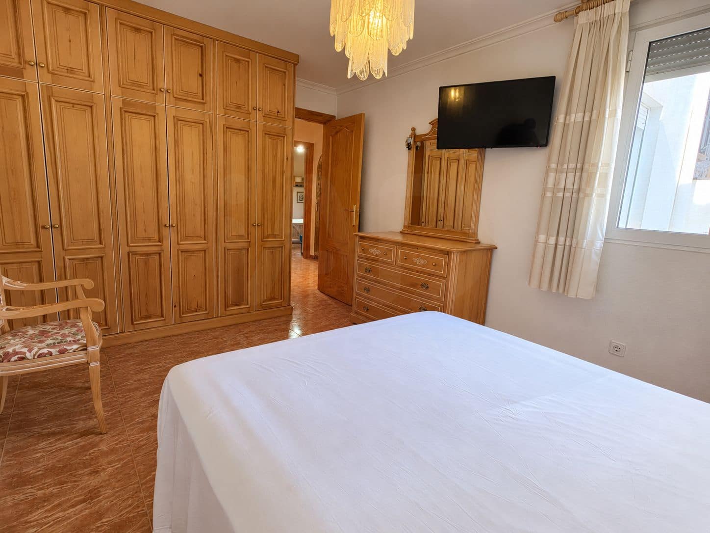4 quarto Moradia em Banda para venda em Sax com garagem - 199 995 € (Ref: 10168052)