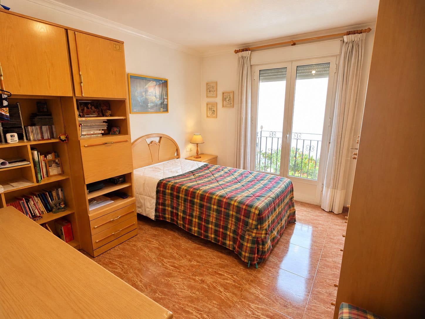 4 quarto Moradia em Banda para venda em Sax com garagem - 199 995 € (Ref: 10168052)