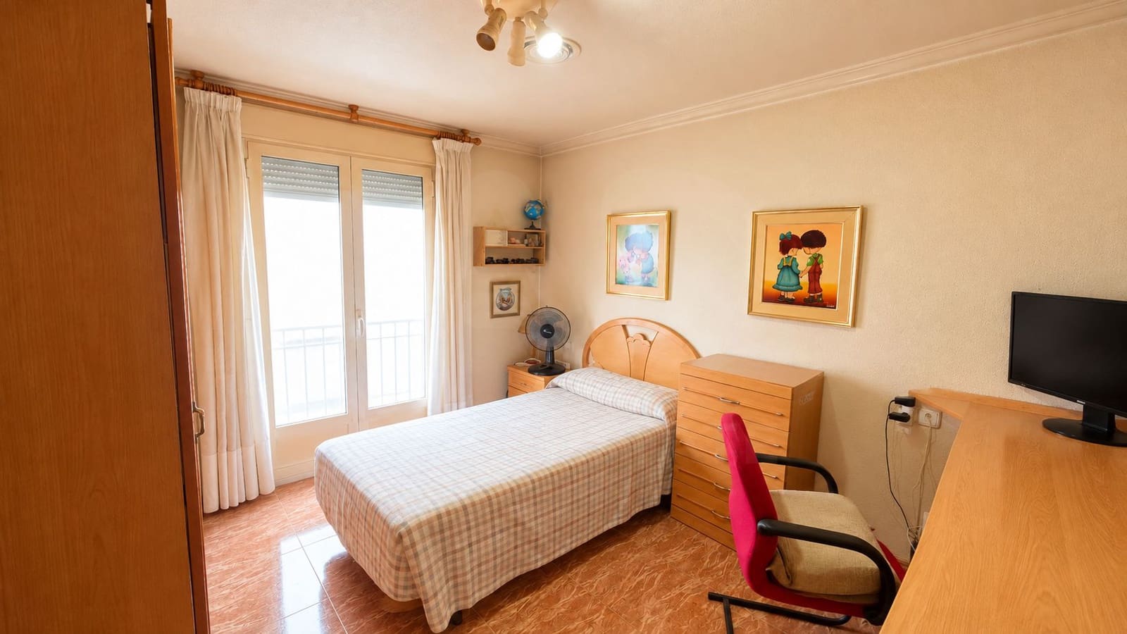 4 quarto Moradia em Banda para venda em Sax com garagem - 199 995 € (Ref: 10168052)