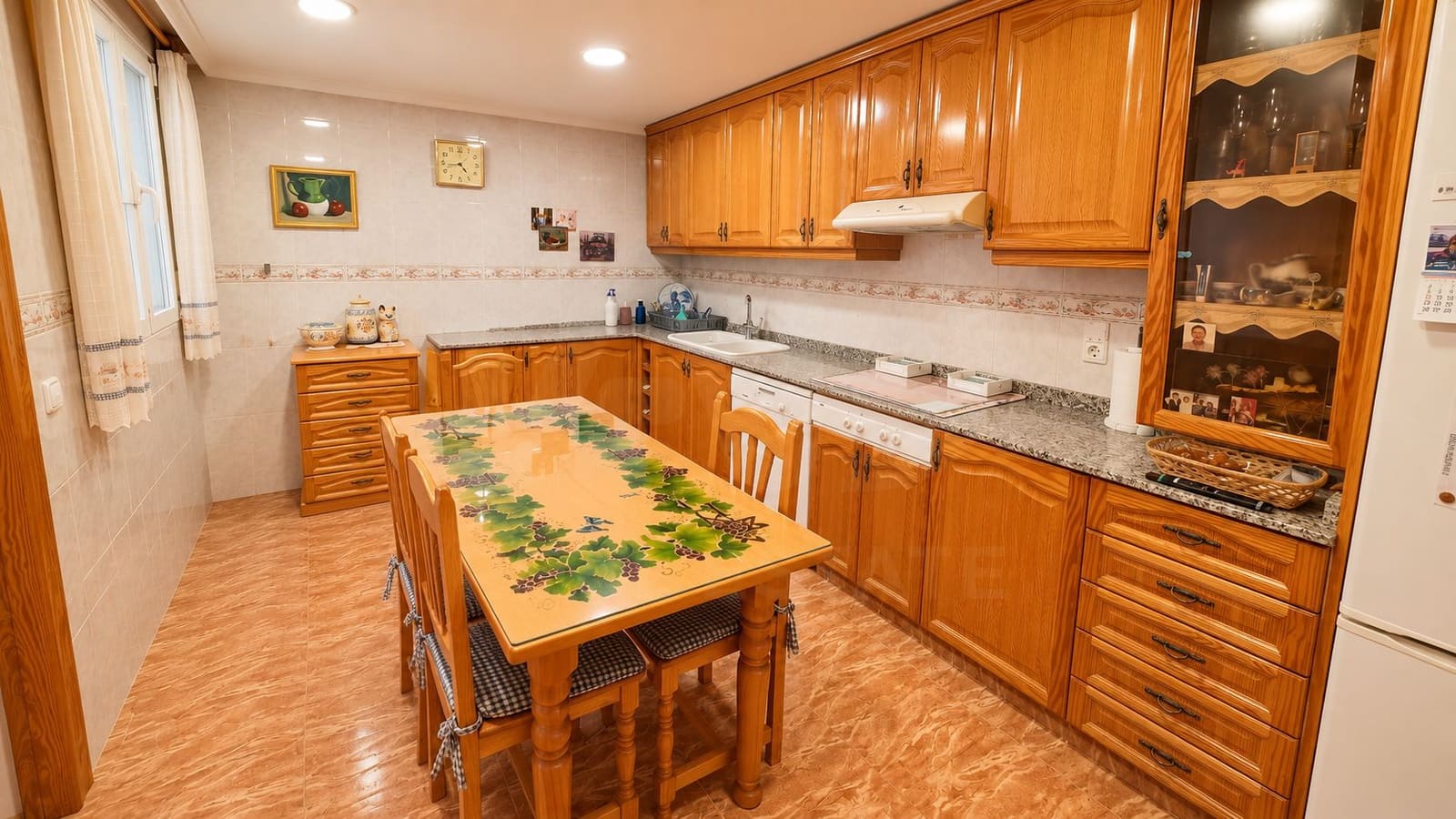 4 quarto Moradia em Banda para venda em Sax com garagem - 199 995 € (Ref: 10168052)