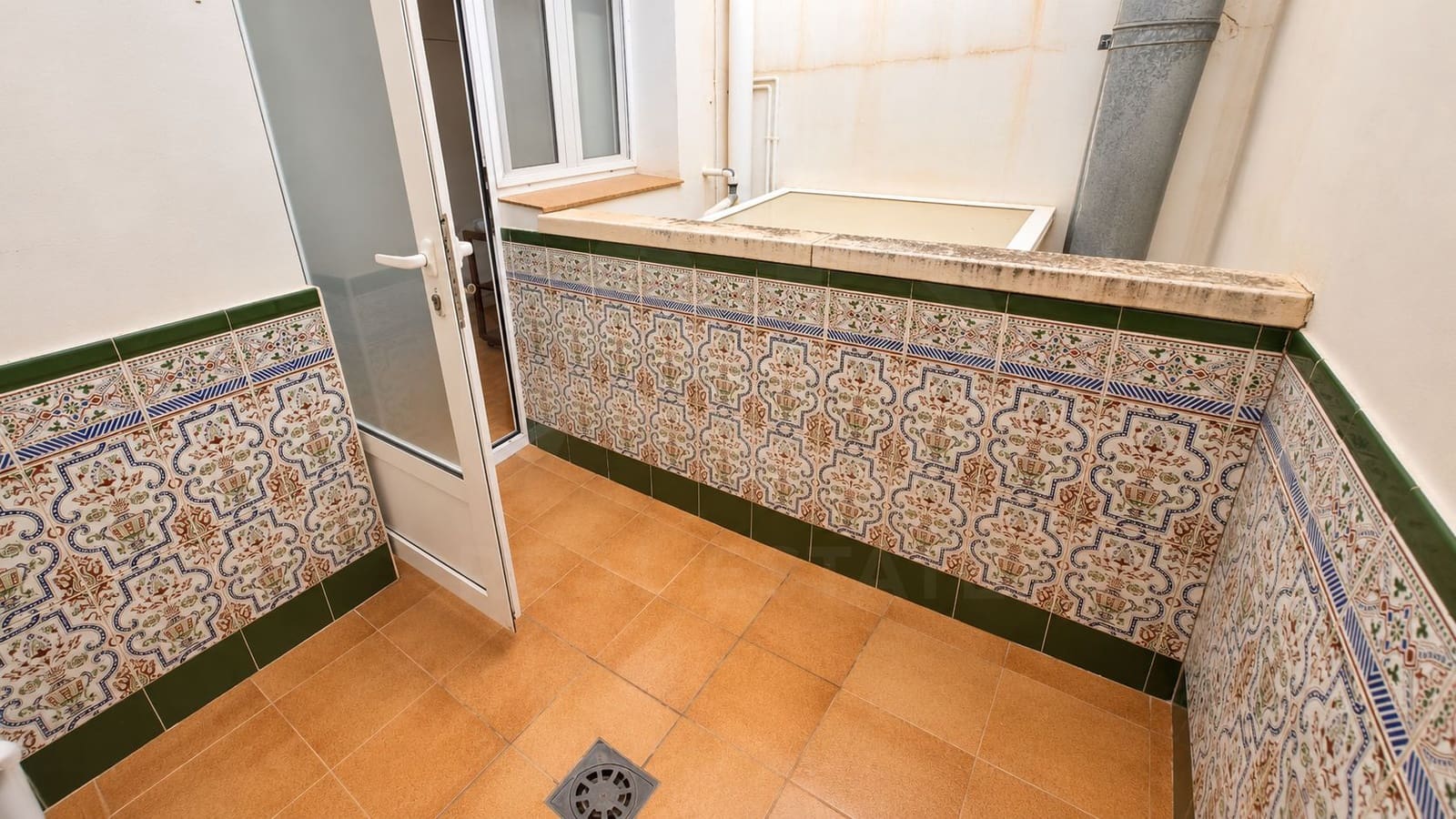 4 quarto Moradia em Banda para venda em Sax com garagem - 199 995 € (Ref: 10168052)