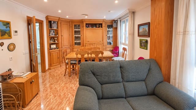 4 chambre Villa/Maison Mitoyenne à vendre à Sax avec garage - 199 995 € (Ref: 10168052)