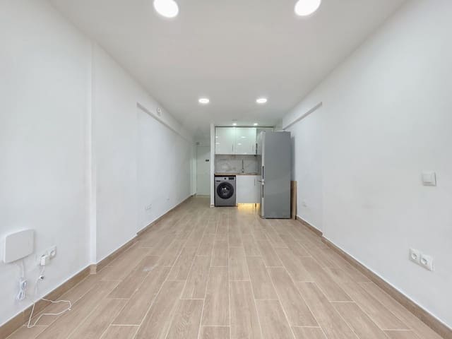 Studio te koop in Huerta Belón - Calvario, Marbella - € 170.000 (Ref: 10168054)