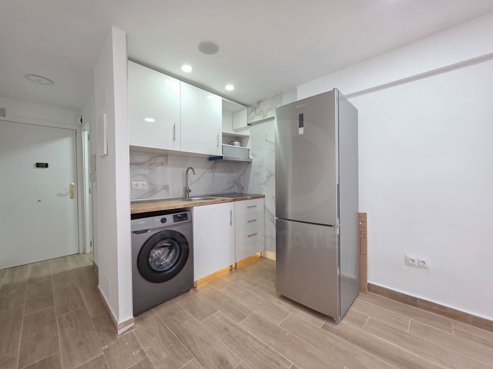 Studio te koop in Marbella met zwembad - € 170.000 (Ref: 10168054)