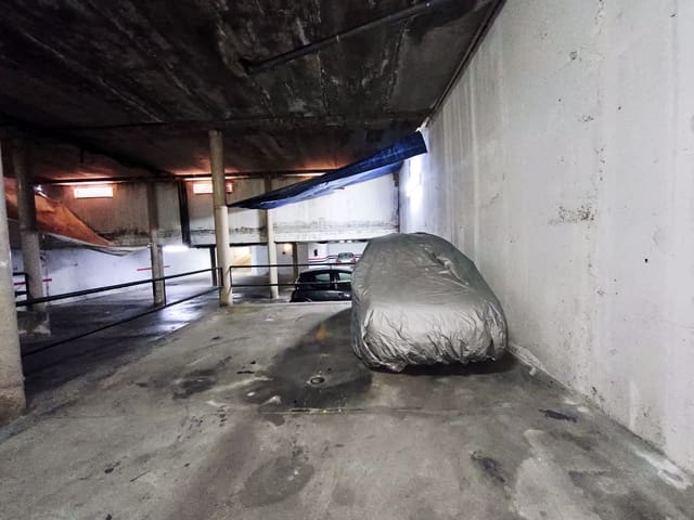 Garage for sale in Villaquilambre - € 9,500 (Ref: 10168056)