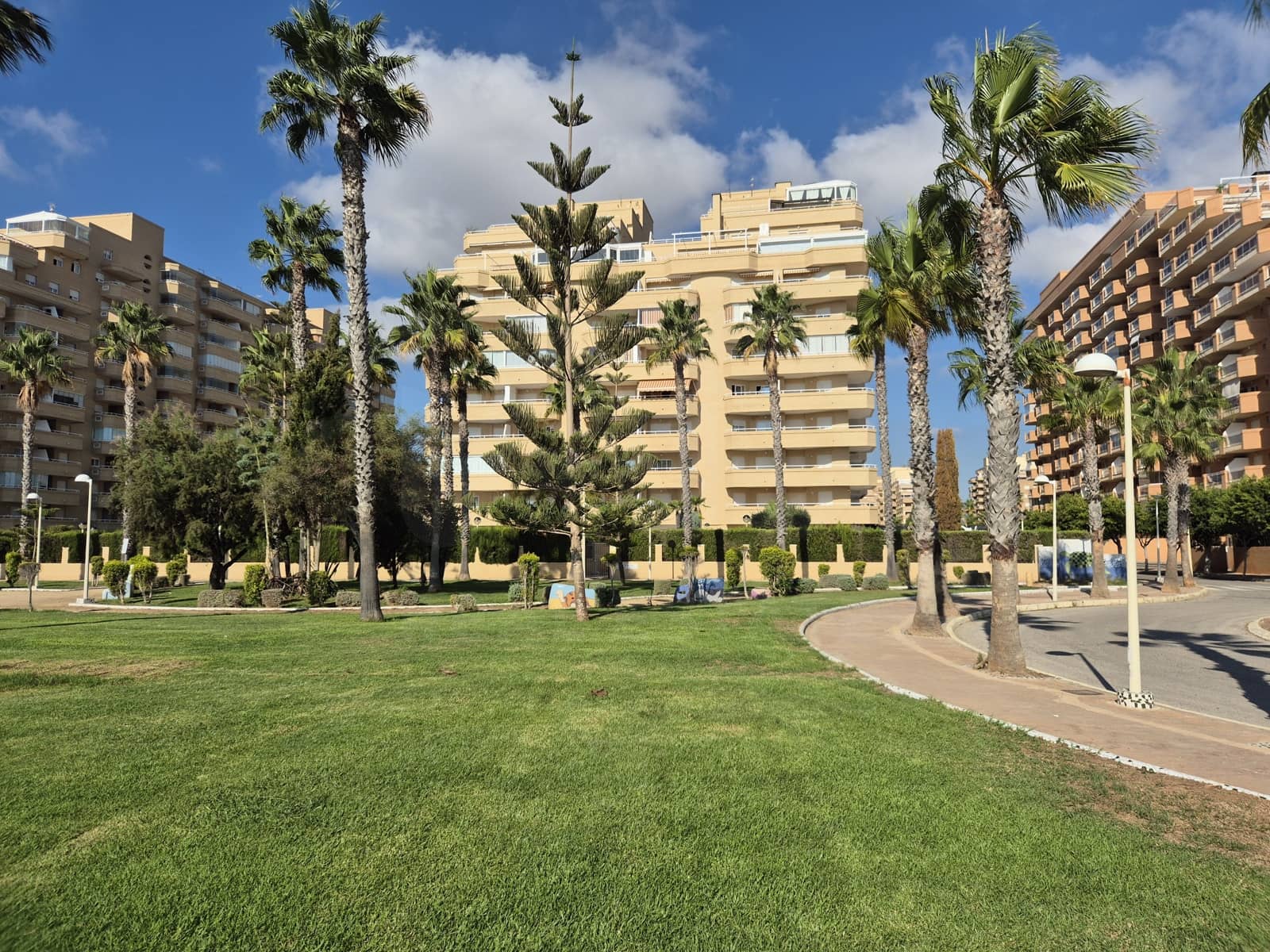 2 chambre Appartement à vendre à Oropesa  avec piscine garage - 199 000 € (Ref: 10168060)