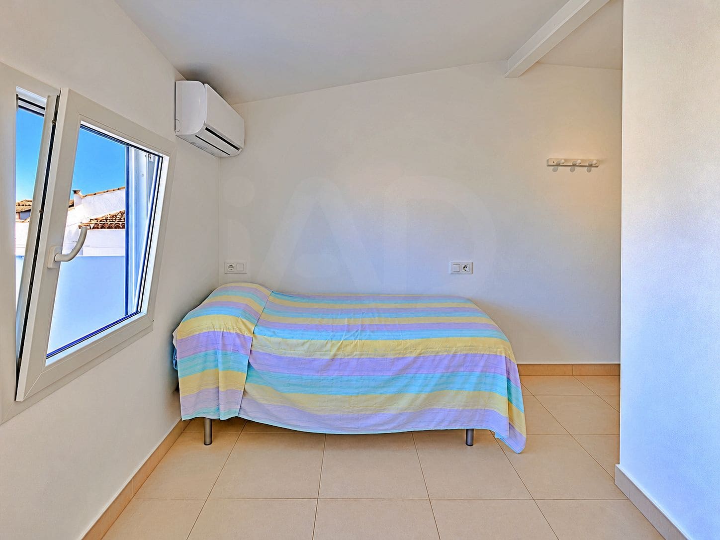 5 soveværelse Rækkehus til salg i Teulada med garage - € 299.000 (Ref: 10168061)