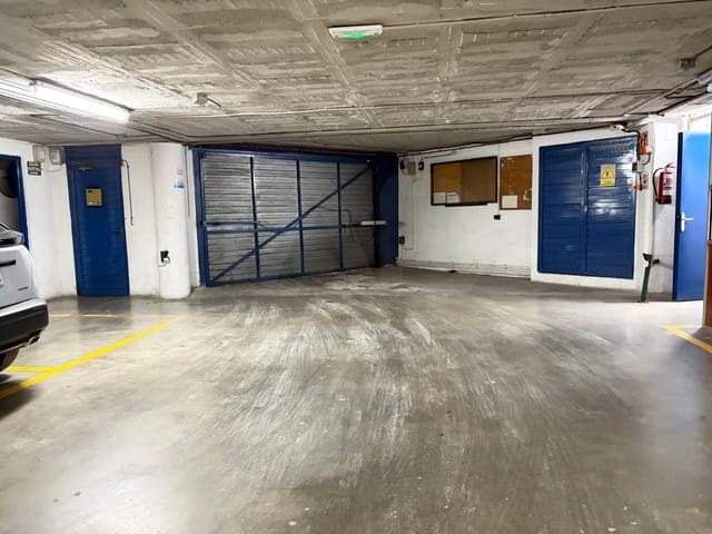 Garage til salg i Santa Coloma de Gramenet - € 12.500 (Ref: 10168062)