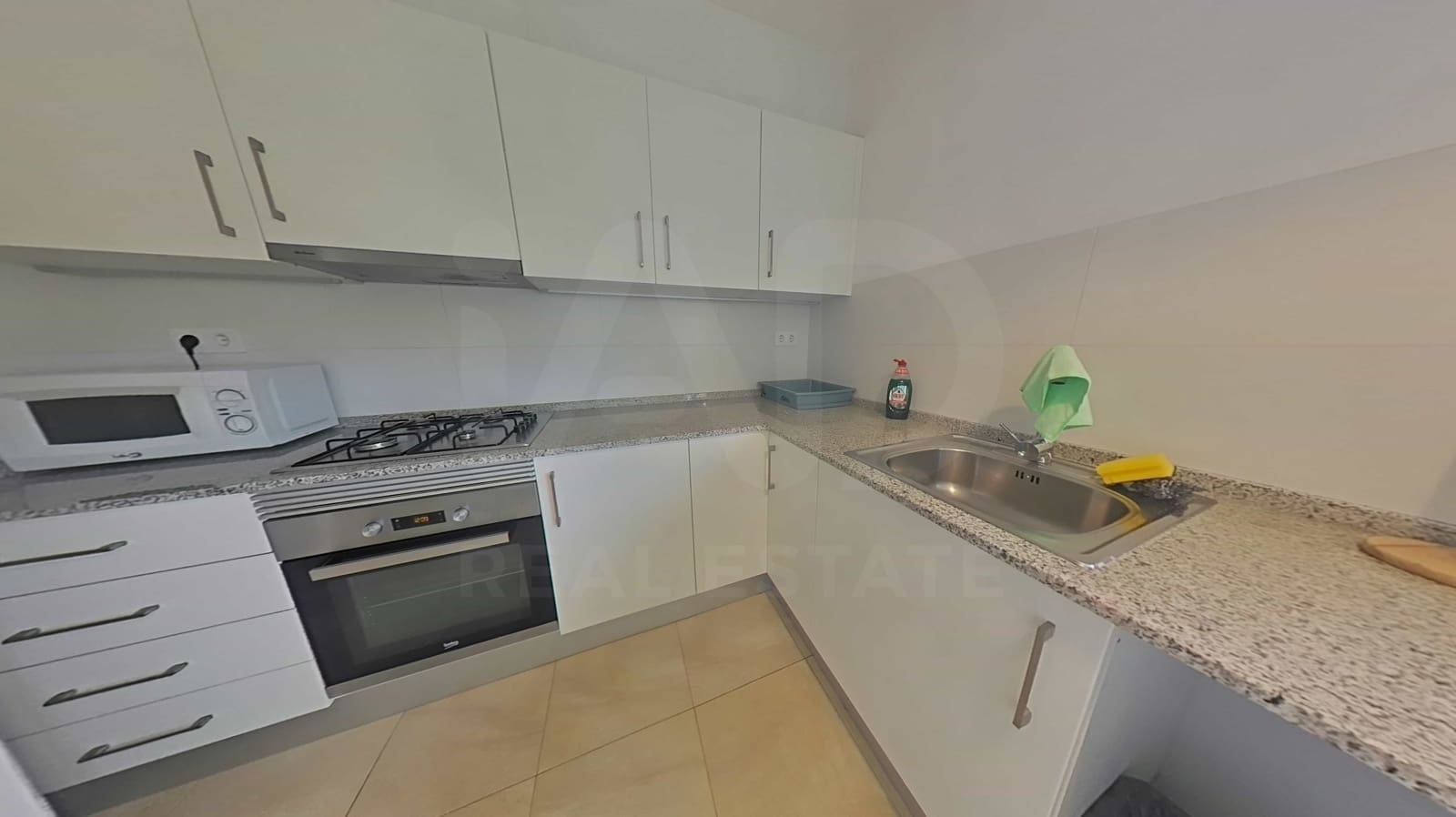 6 bedroom Townhouse for sale in Torrelles de Foix - € 290,000 (Ref: 10168063)