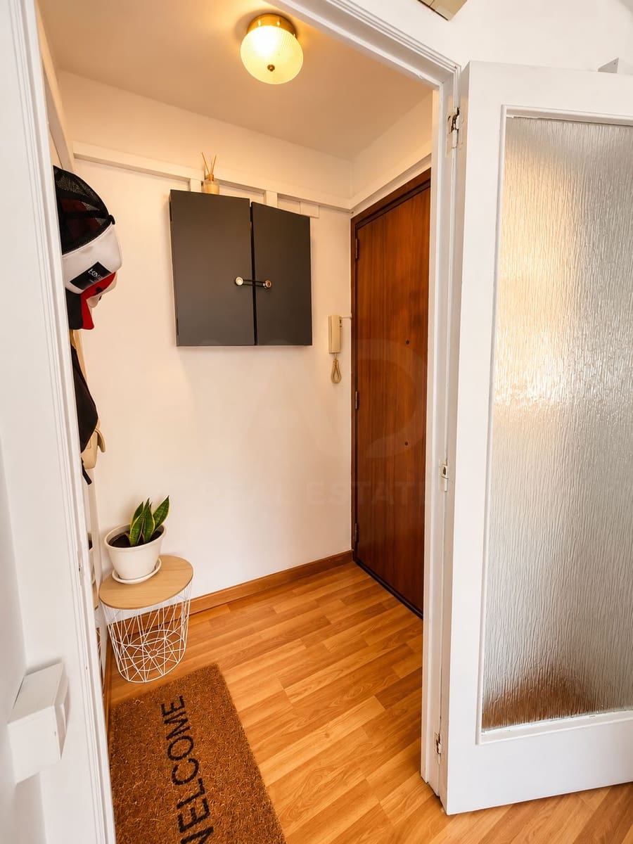 3 sovrum Lägenhet till salu i Sabadell - 159 500 € (Ref: 10168064)